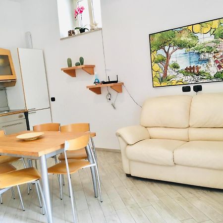 דירות אג'רולה Casa Nina מראה חיצוני תמונה